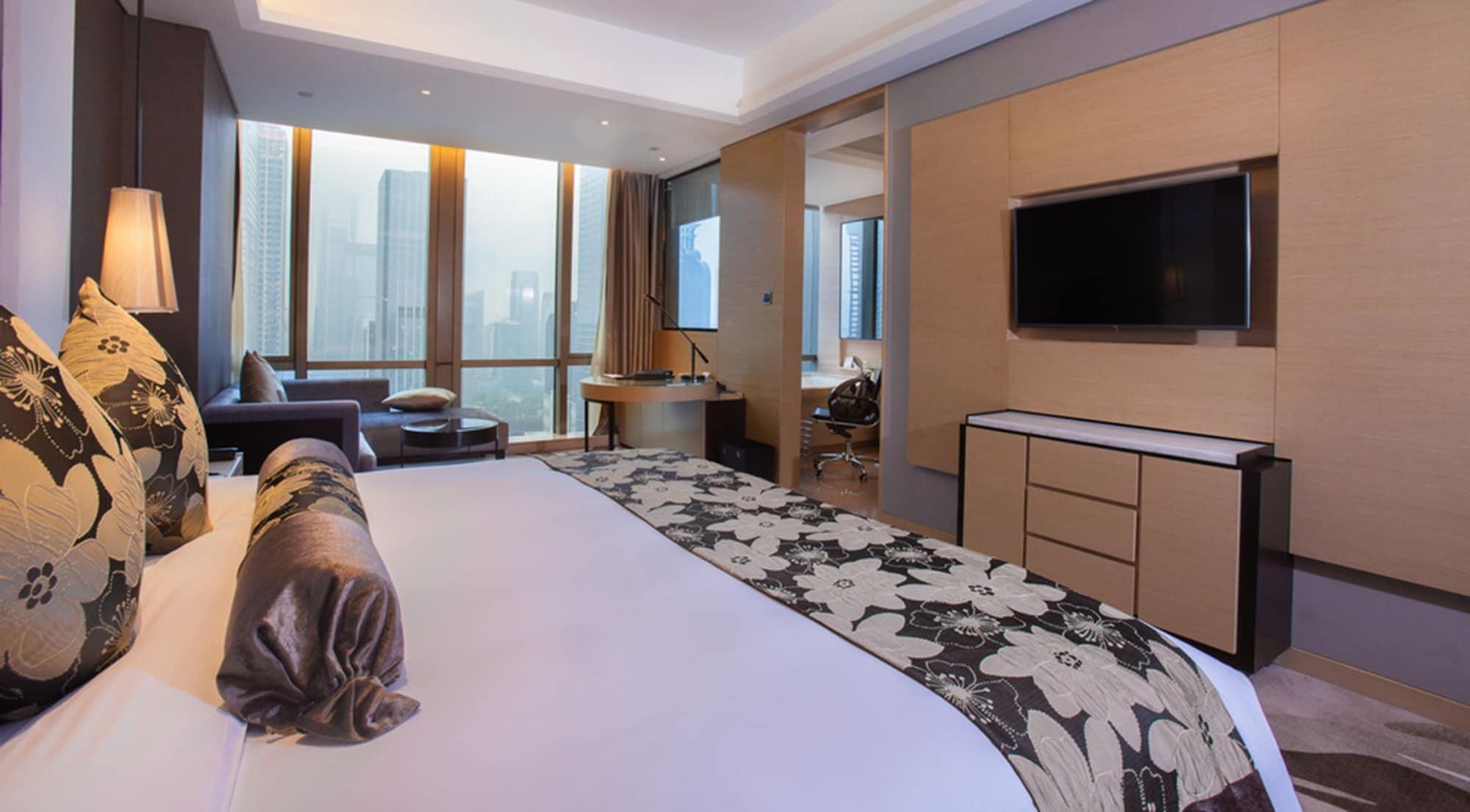 Готель Shenzhen Futian Wyndham Grand Екстер'єр фото